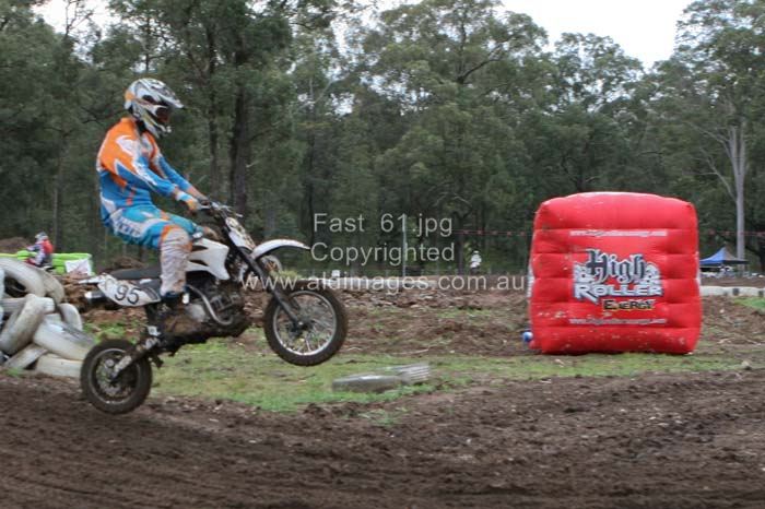 678x443 pixels (70K)